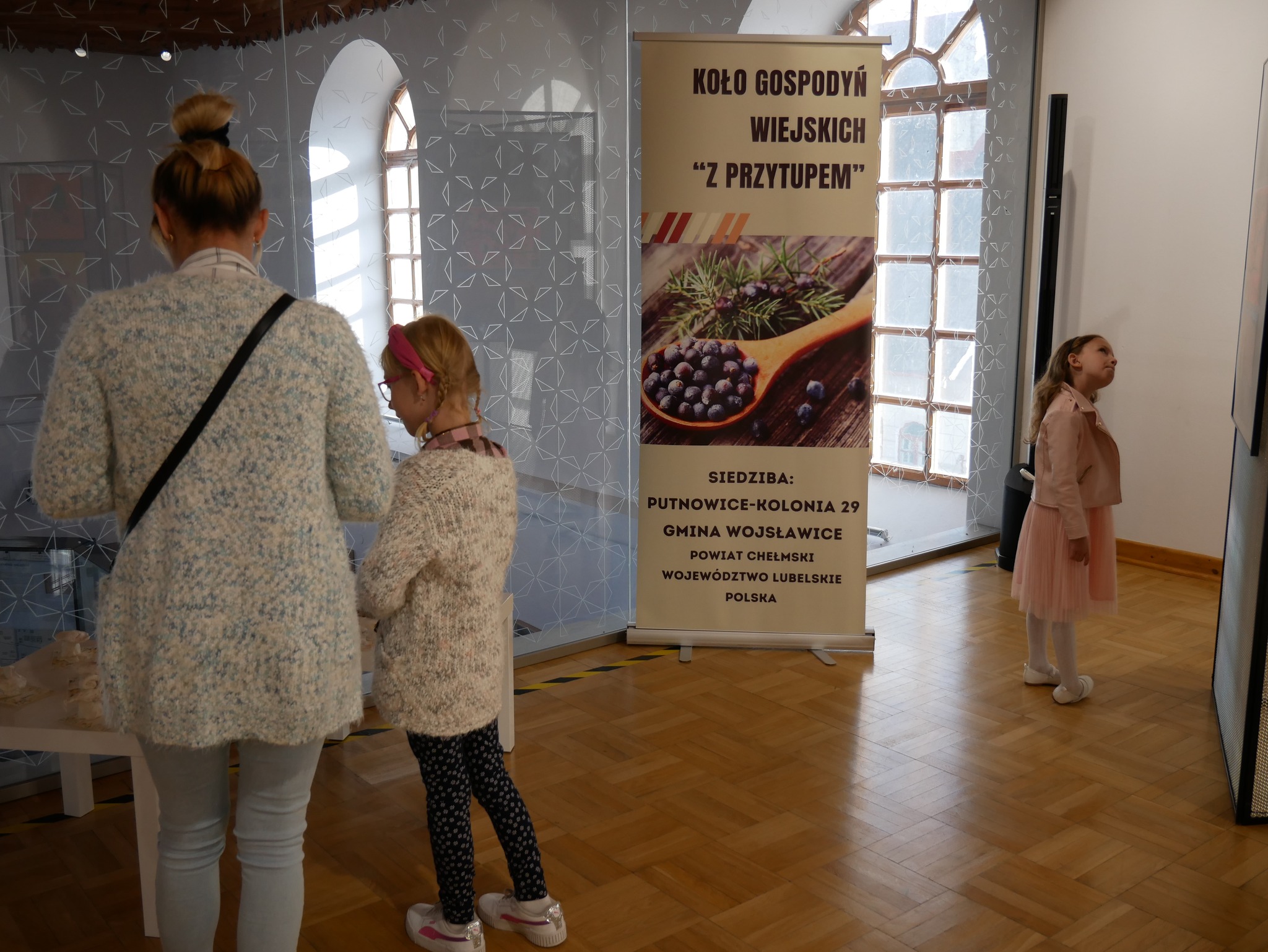 Otwarcie wystawy prac plastycznych